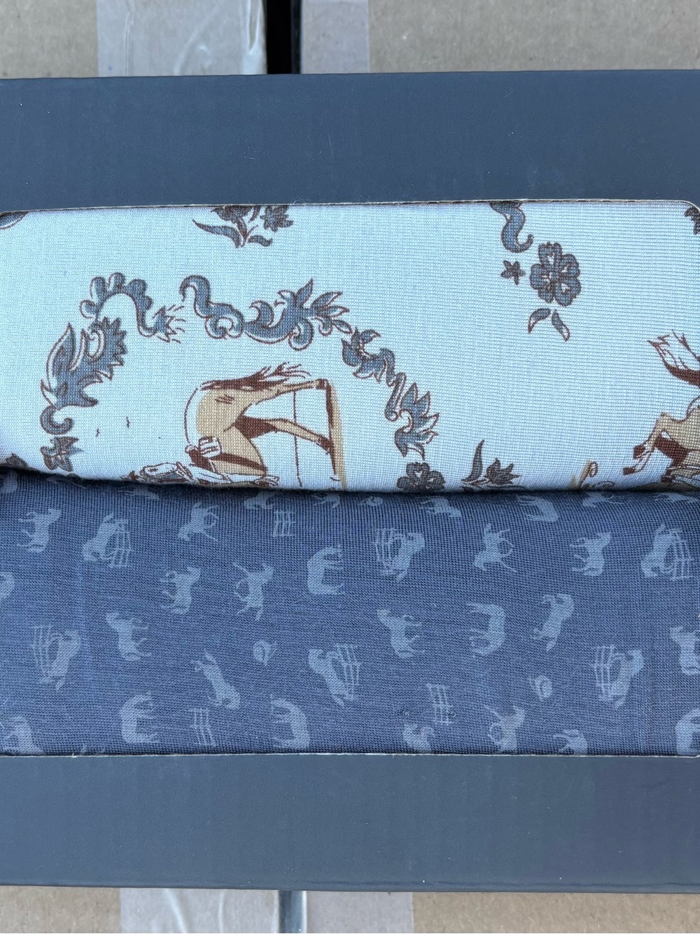 Equestrian Pattern Bedding Sheet Set in Light Blue and Slate Blue